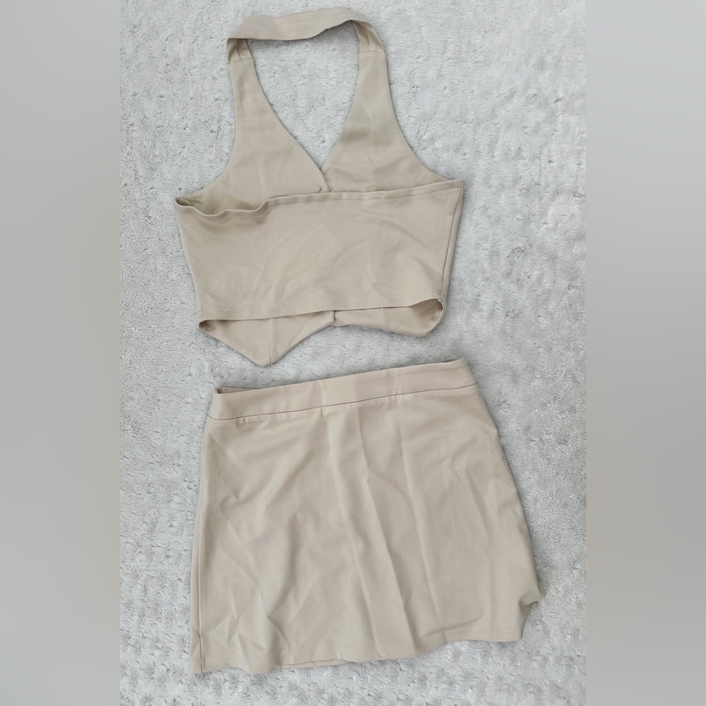 Nwt- Commense Button Front Halter Neck Backless V… - image 3